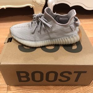 Yeezy boost 350 v2 sesame